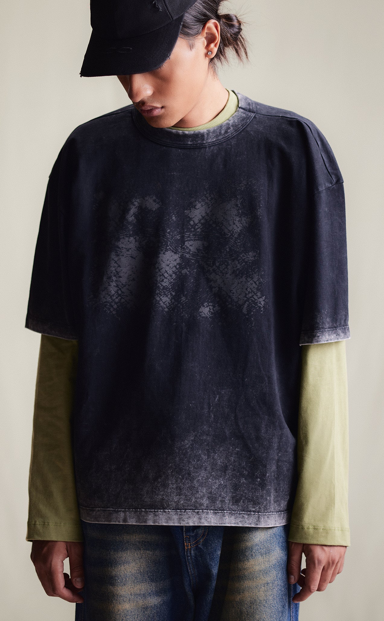 CAMISETA QC PARTICULAS BOXY STONED PRETO