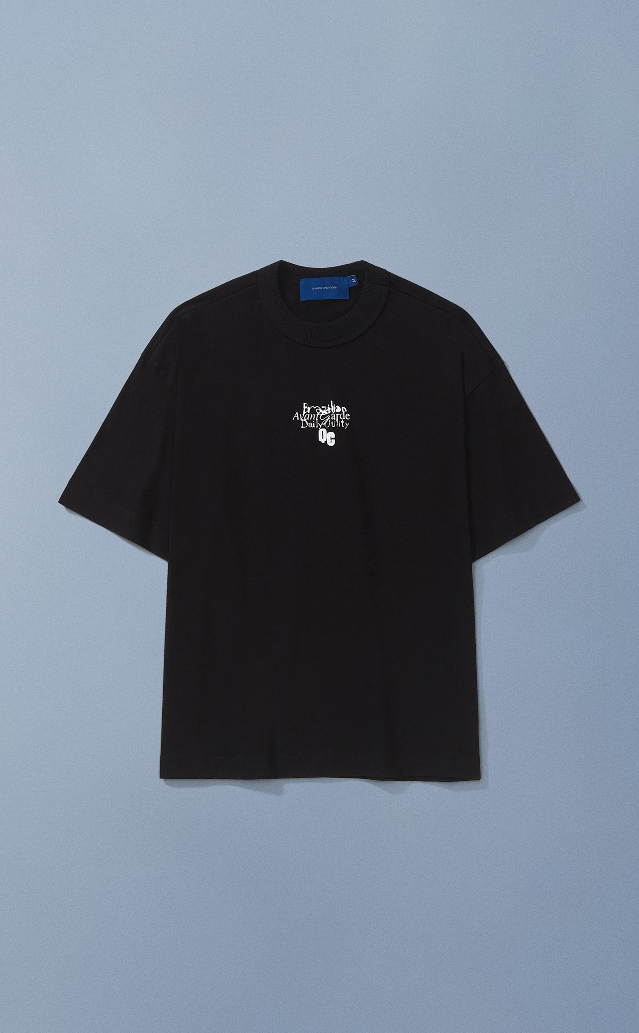 CAMISETA QC FIODOR BOXY PRETO