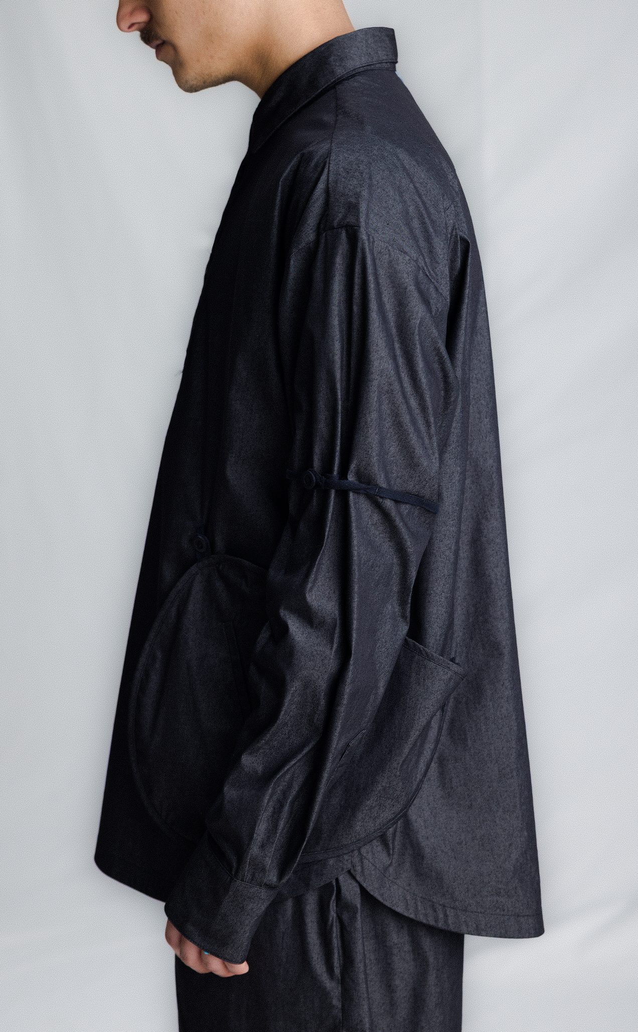MOTIF LONGSLEEVE SHIRT PRETO
