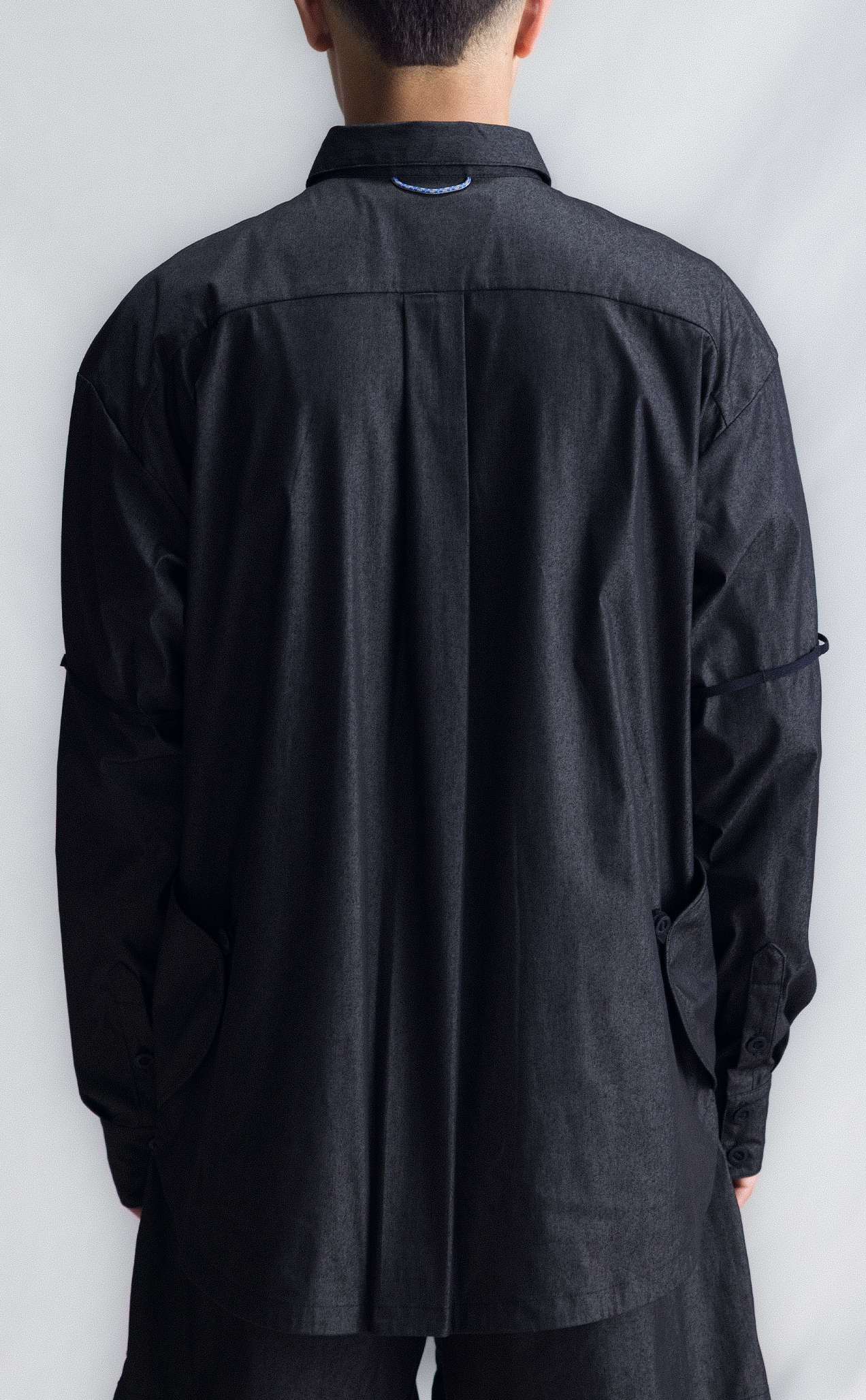 MOTIF LONGSLEEVE SHIRT PRETO