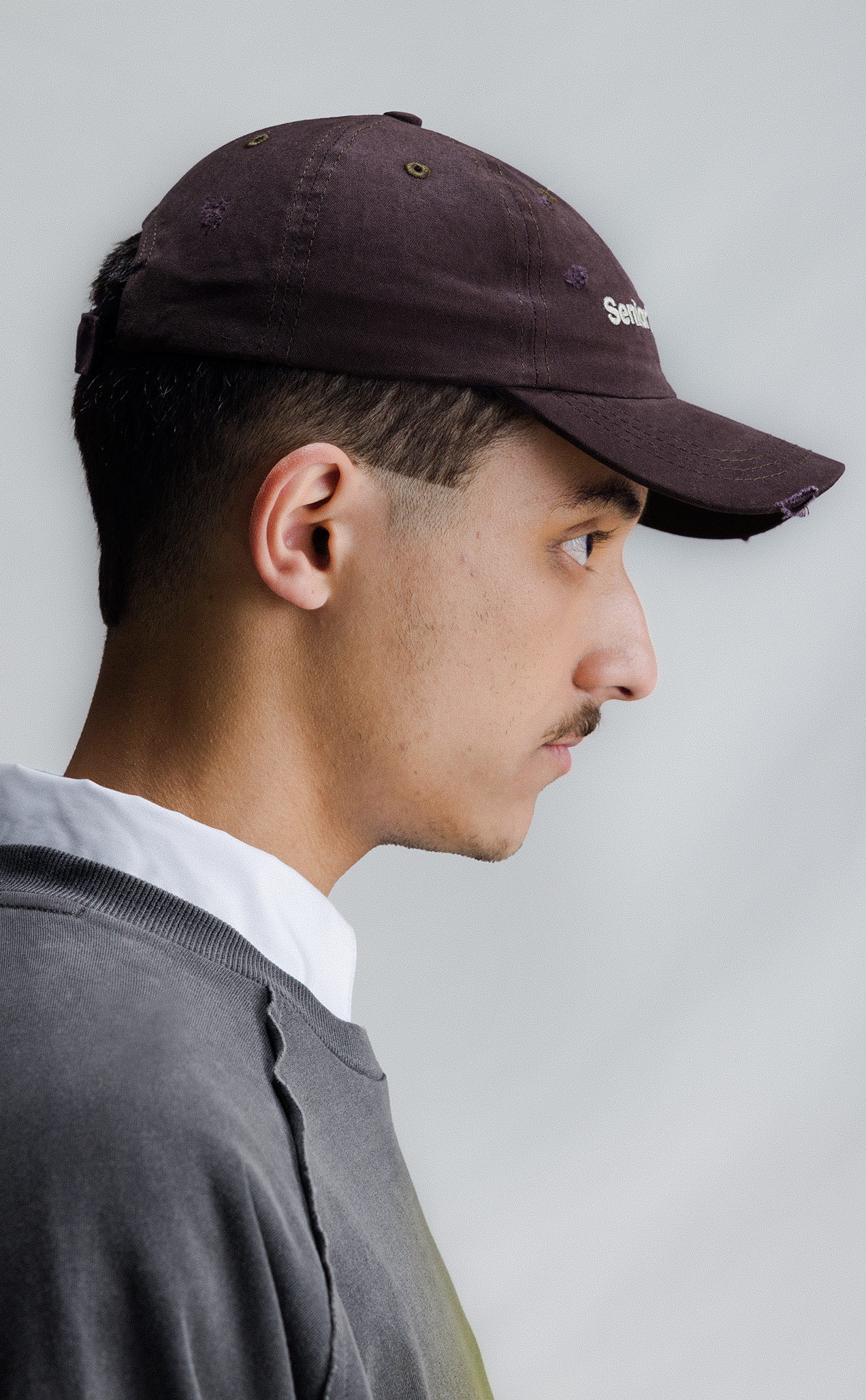 SENIOR DESIGNER DAD HAT CAFÉ