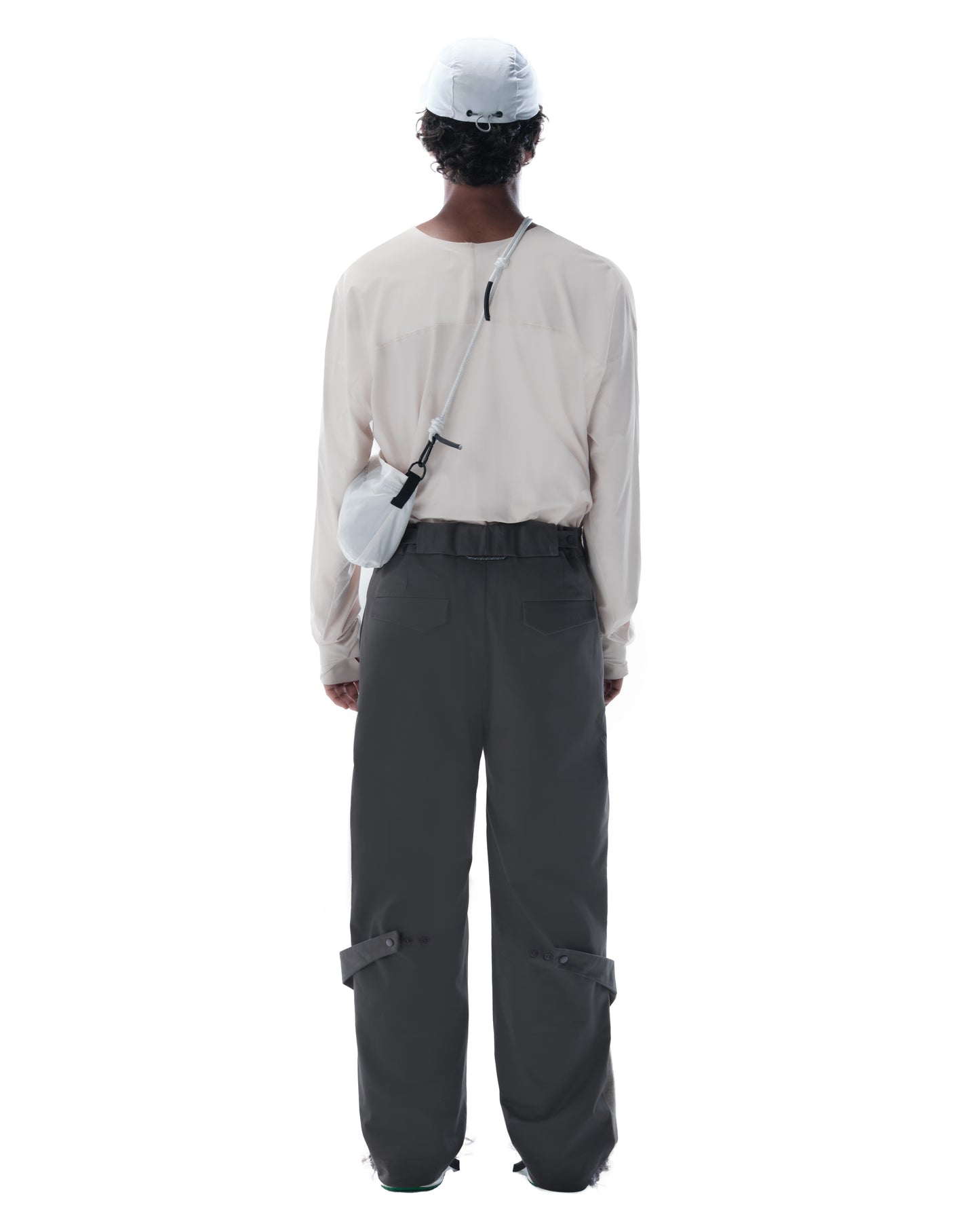 VAUGHAN TECH OFF-WHITE LONGSLEEVE