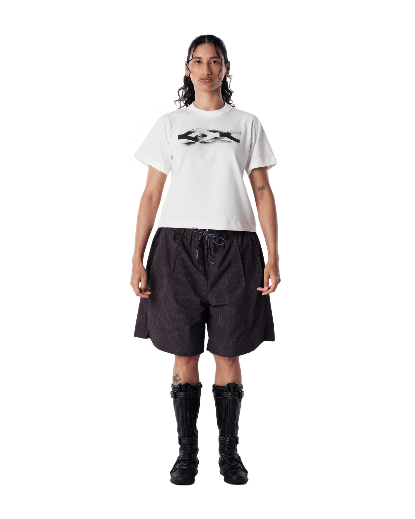 CAMISETA QC STENCIL BABY TEE OFF-WHITE