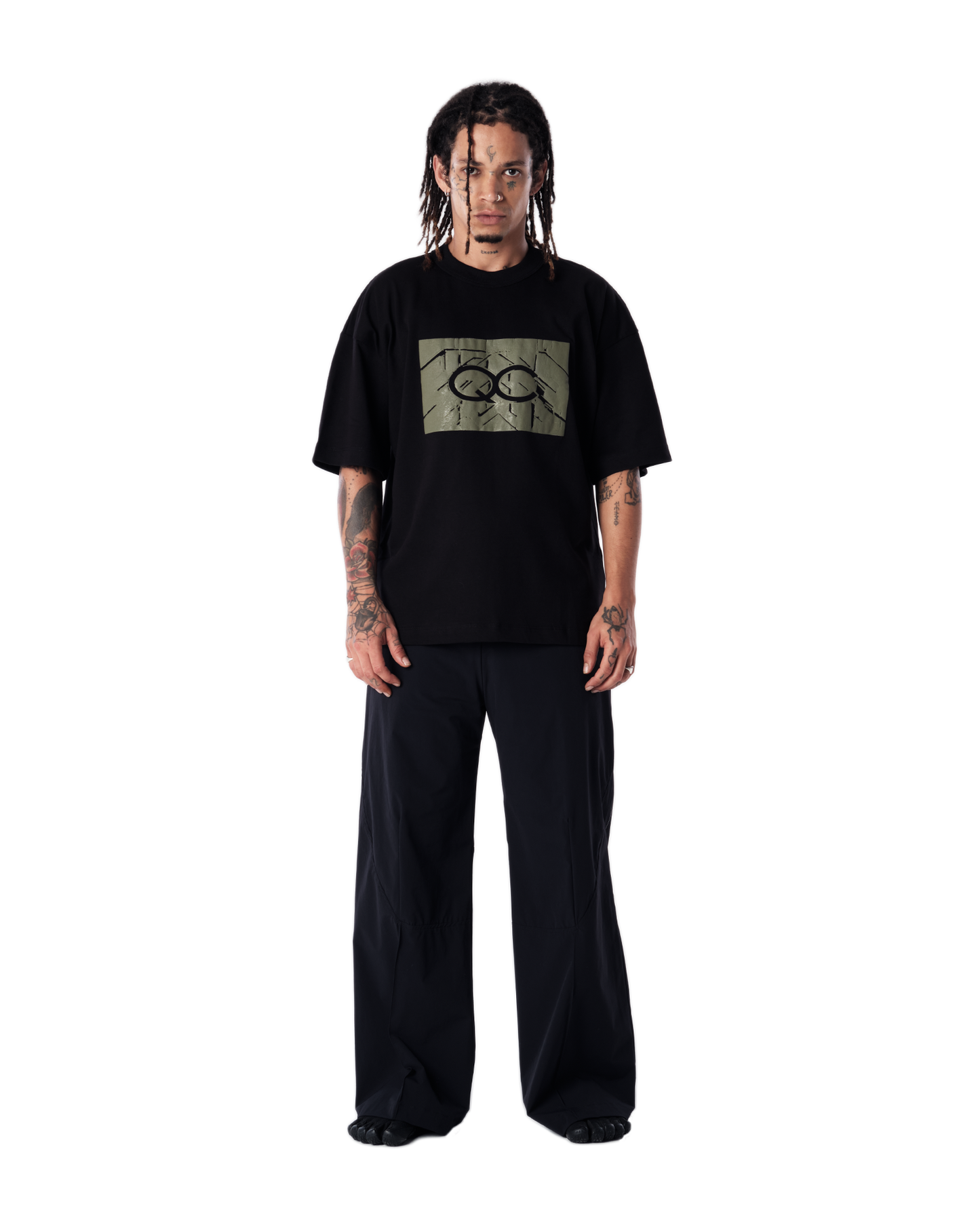 CAMISETA QC BOX BOXY PRETO
