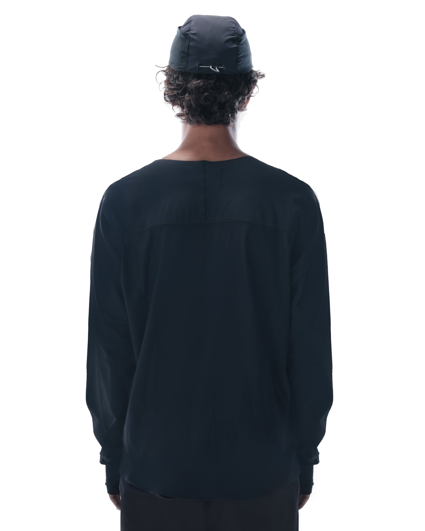 VAUGHAN TECH BLACK LONGSLEEVE