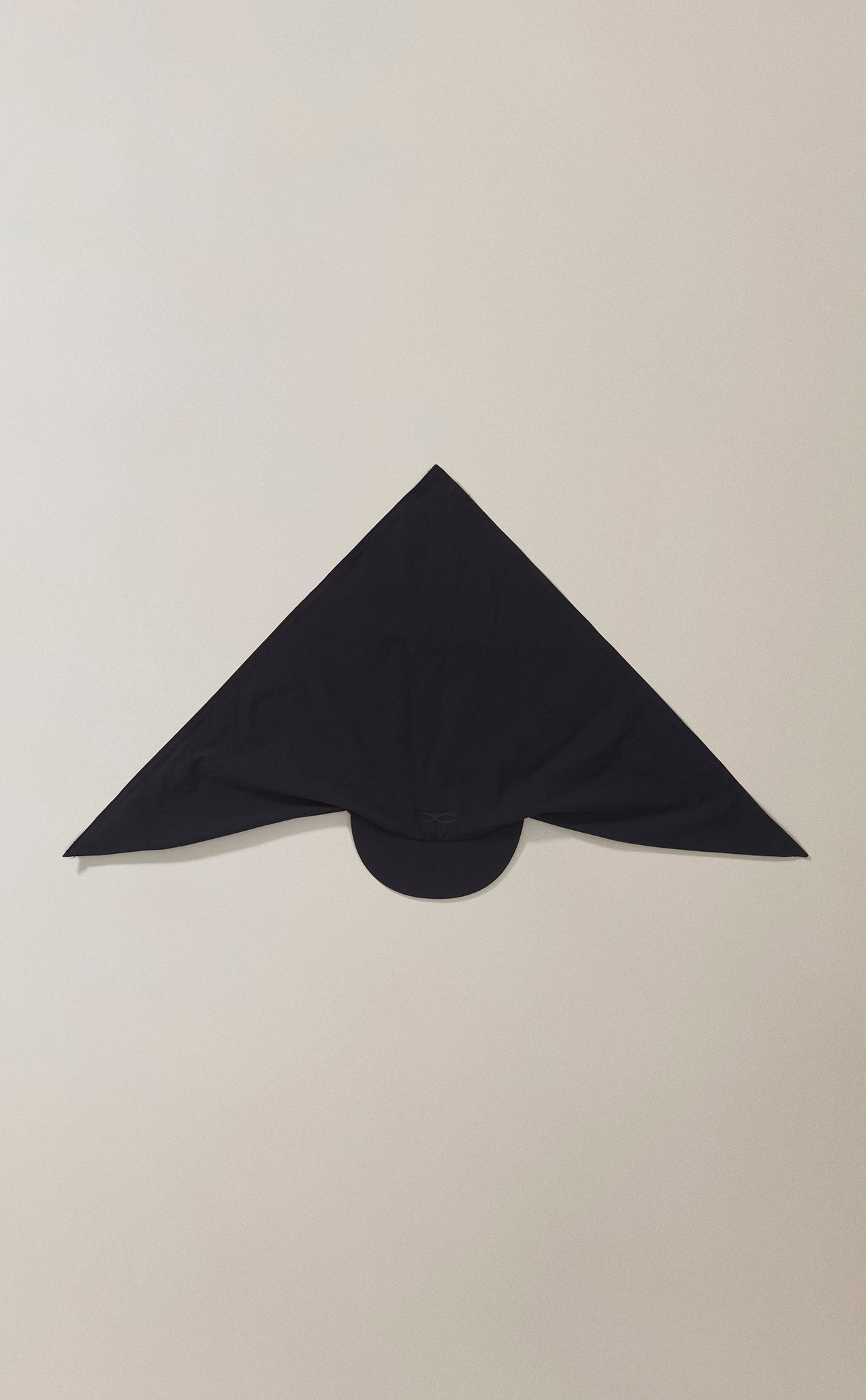 BONÉ QC BUTTERFLY KNOT PRETO