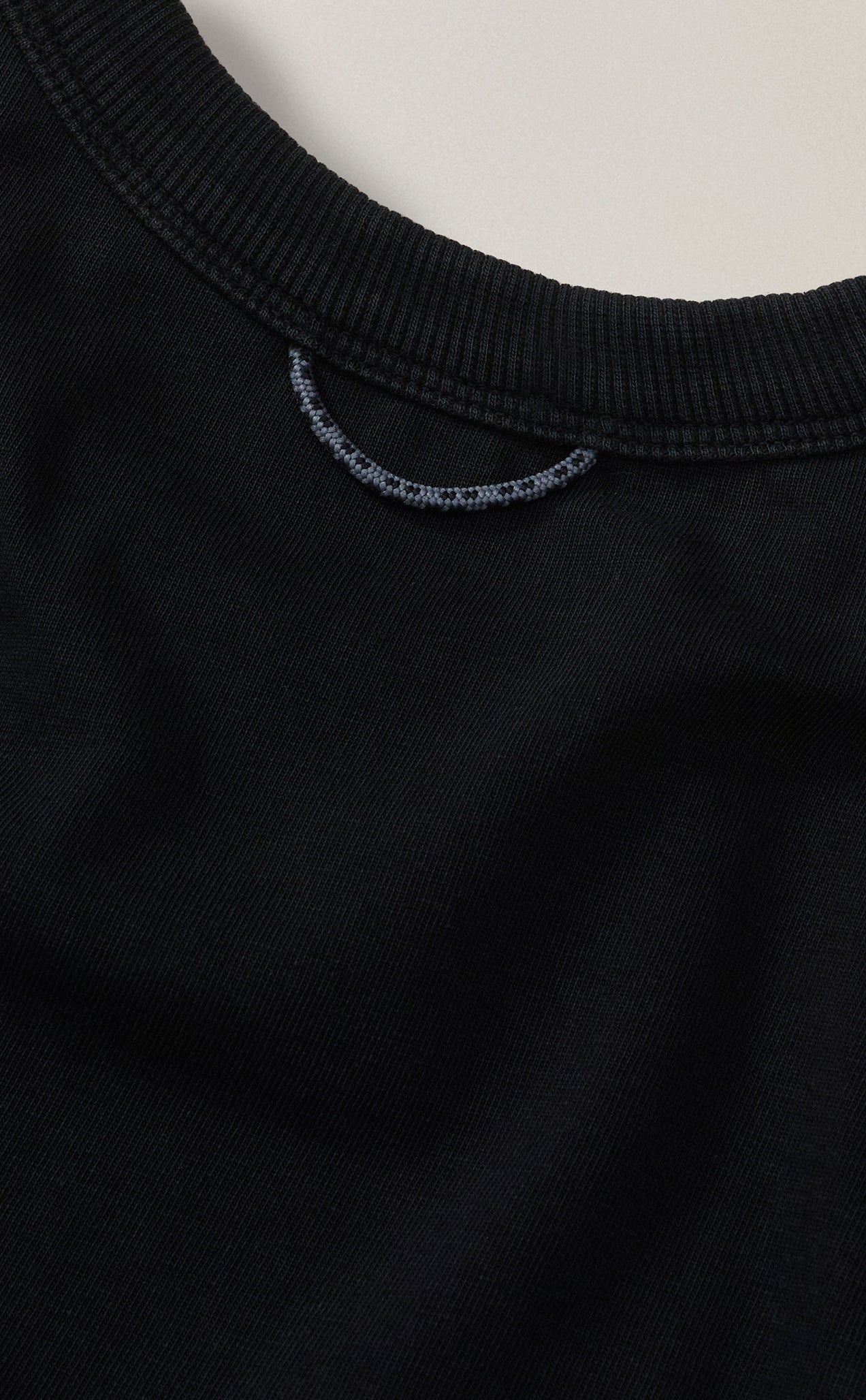 CAMISETA QC METAMORFOSE BOXY PRETO
