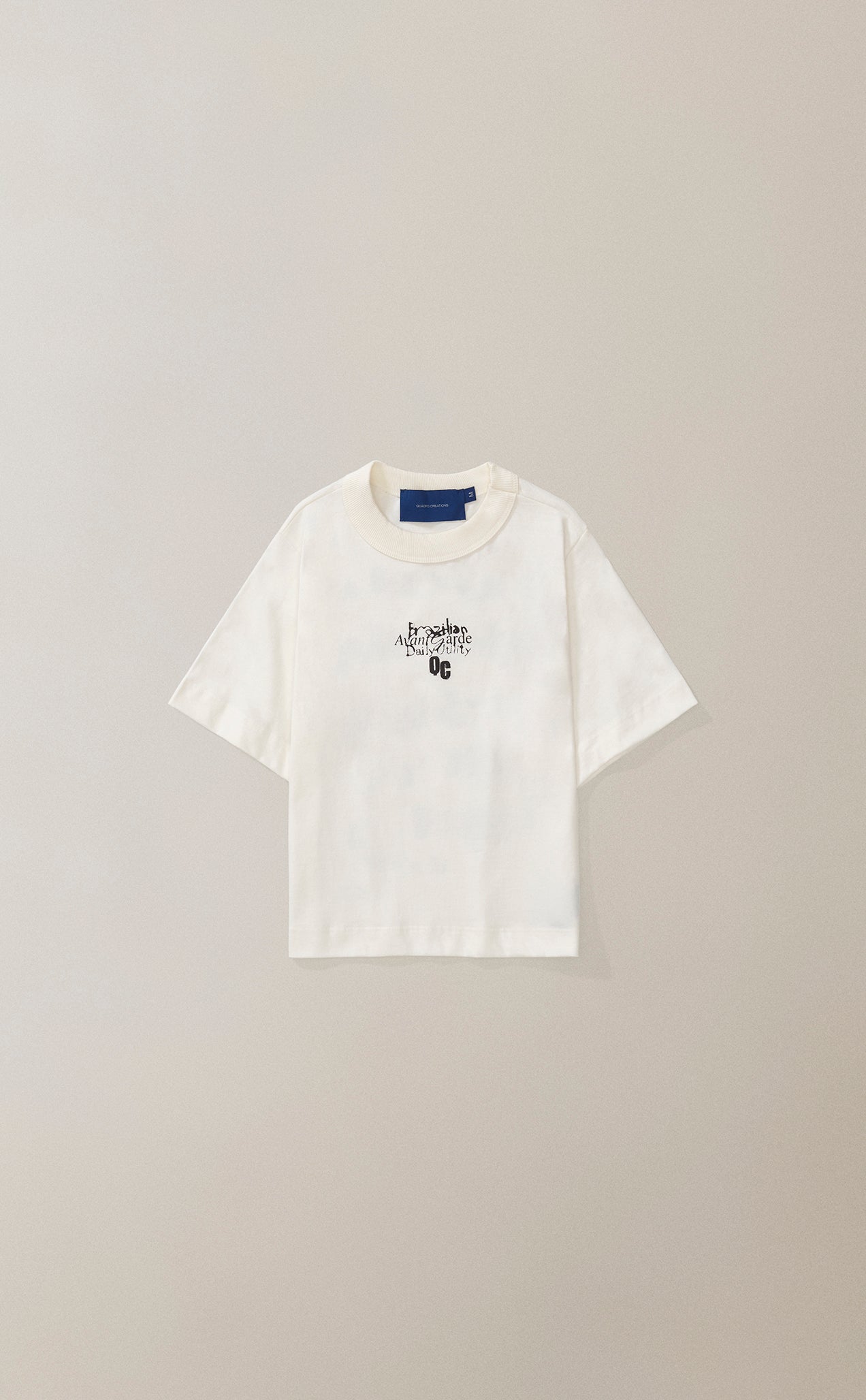 CAMISETA QC FIODOR BABY TEE OFF WHITE