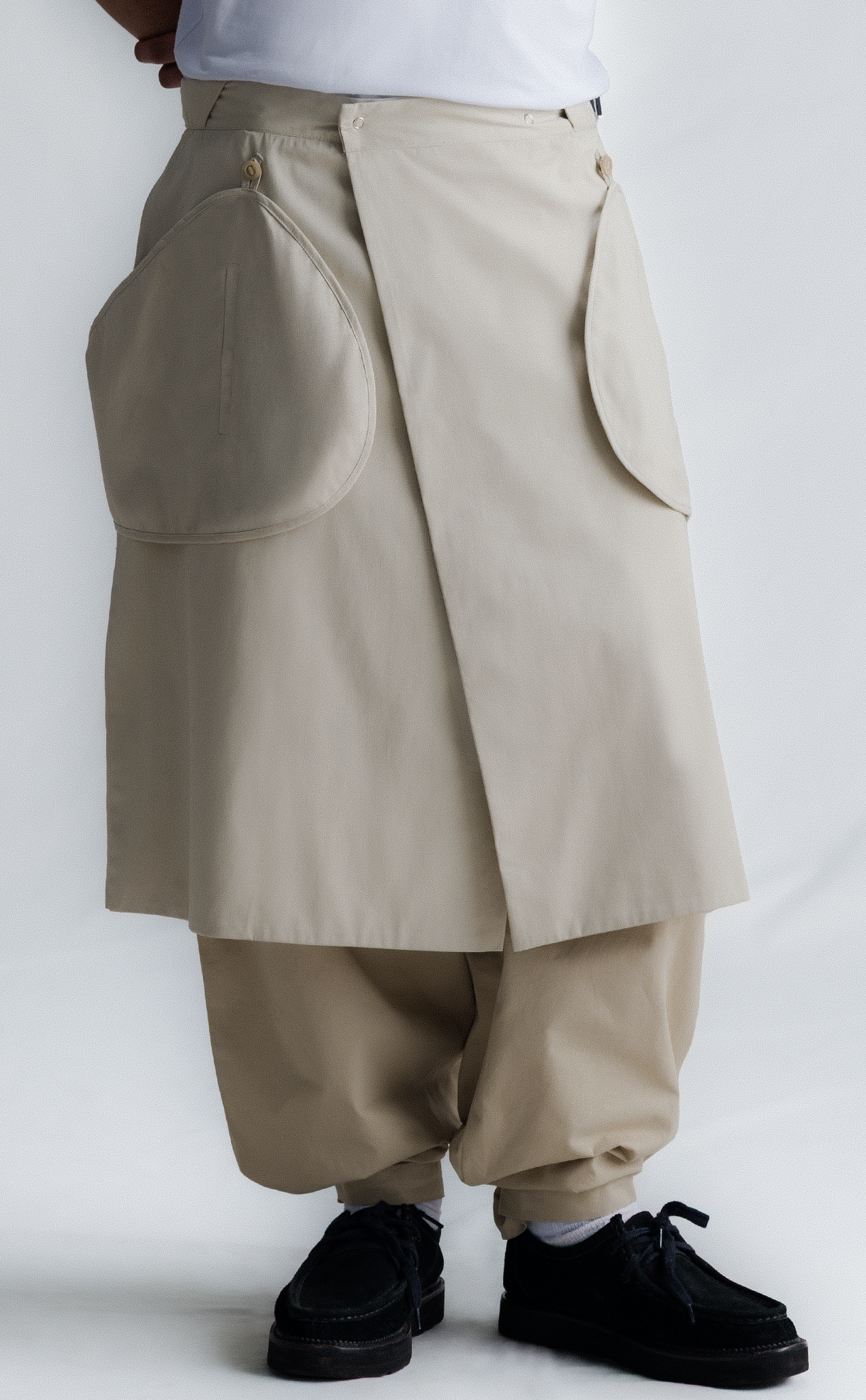 OVERLAP G-HOOK SKIRT CAQUI