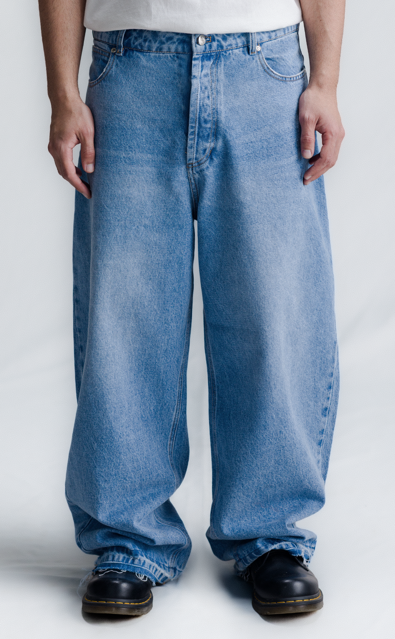 [PRÉ-VENDA] SIDE DART DENIM BAGGY PANTS BABY BLUE