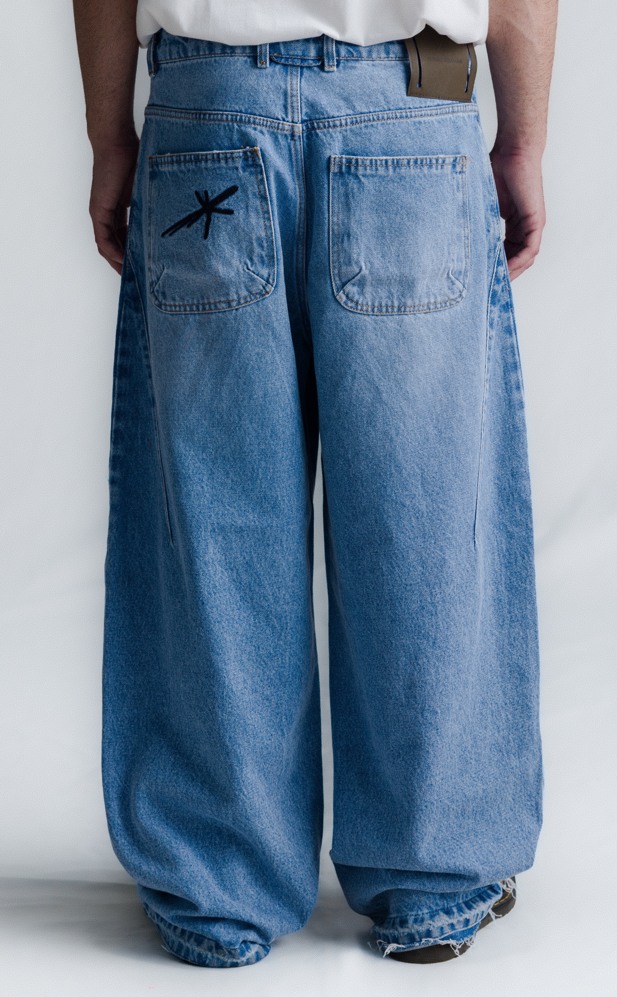 [PRÉ-VENDA] SIDE DART DENIM BAGGY PANTS BABY BLUE
