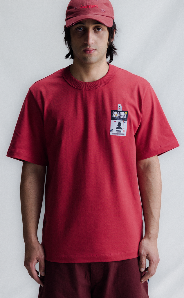 TSHIRT FRAME ASSISTANT BADGE REGULAR RED