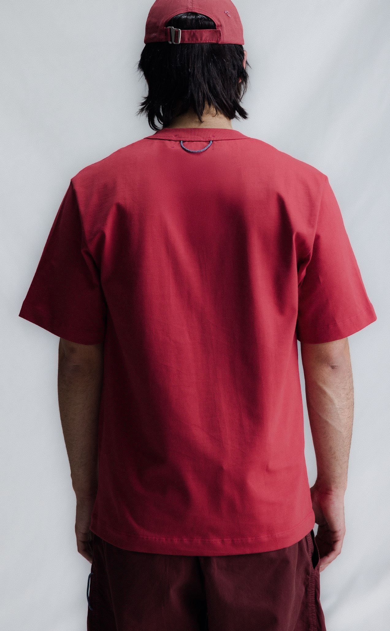 TSHIRT FRAME ASSISTANT BADGE REGULAR RED