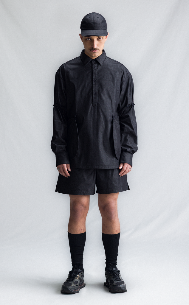 MOTIF LONGSLEEVE SHIRT PRETO