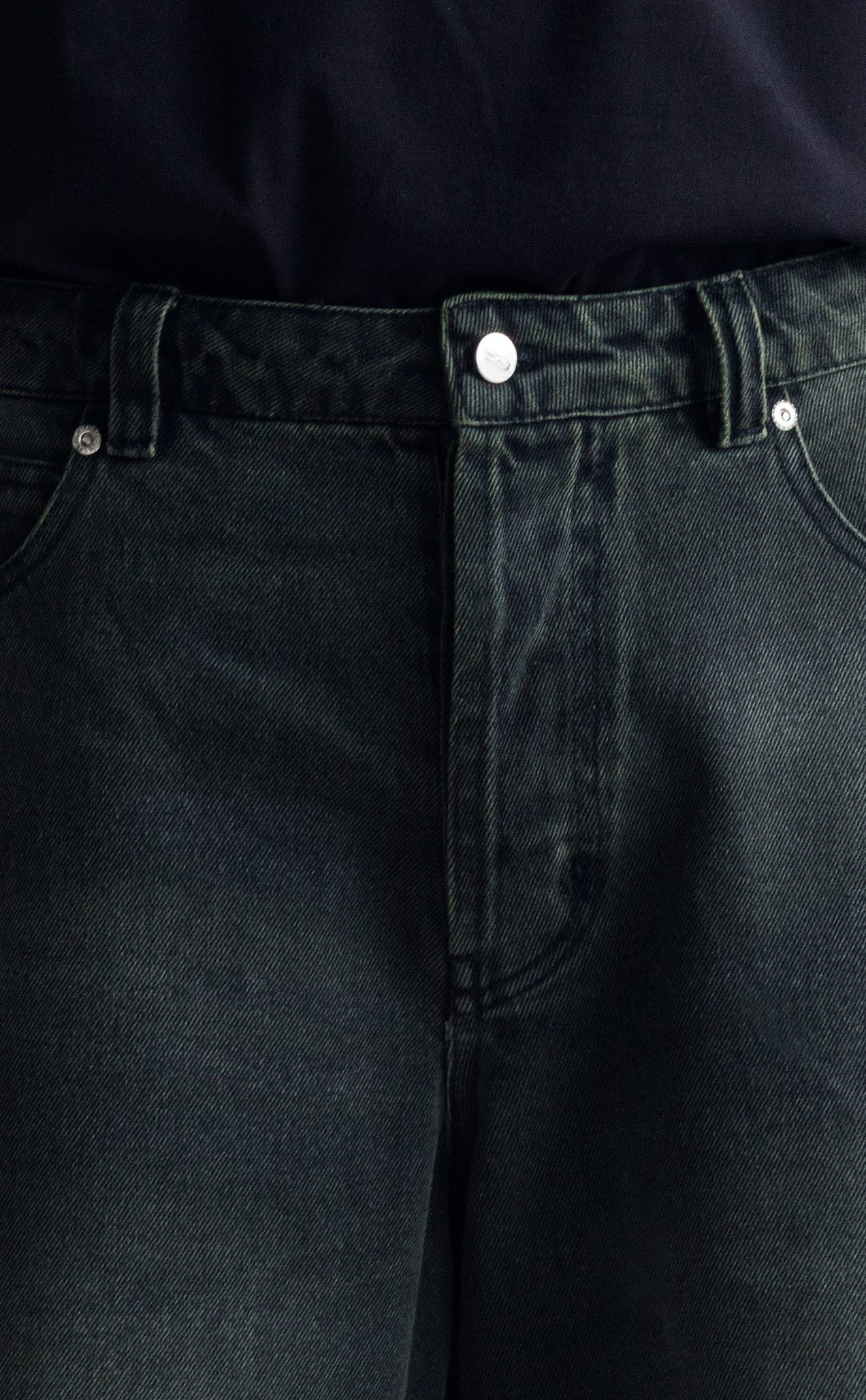 [PRÉ-VENDA] SIDE DART DENIM SUPER BAGGY SHORTS ACID BLACK