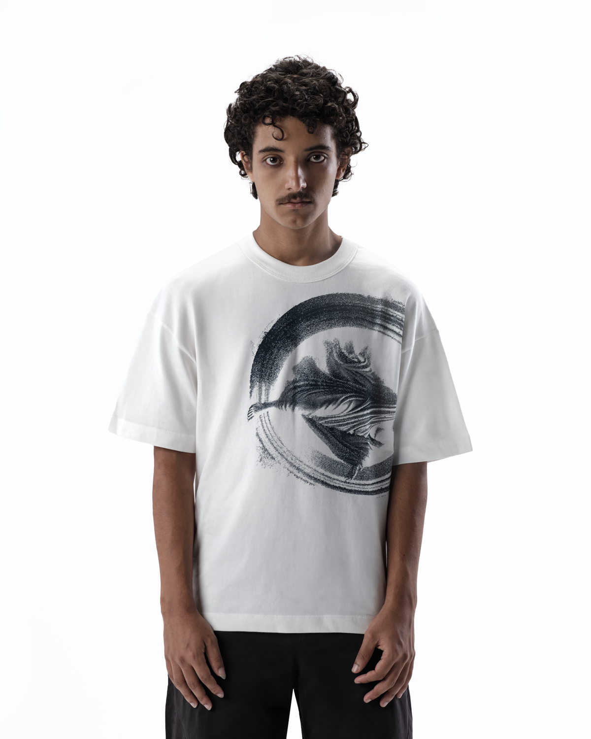 ENTRANCE BOXY OFF-WHITE T-SHIRT