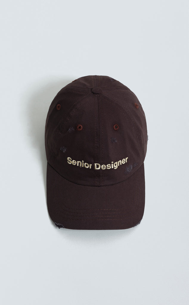 SENIOR DESIGNER DAD HAT CAFÉ