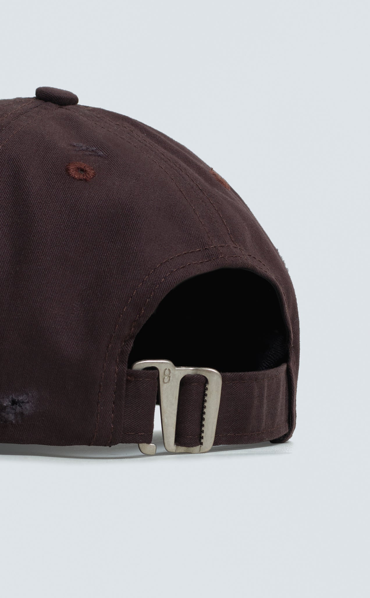 SENIOR DESIGNER DAD HAT CAFÉ