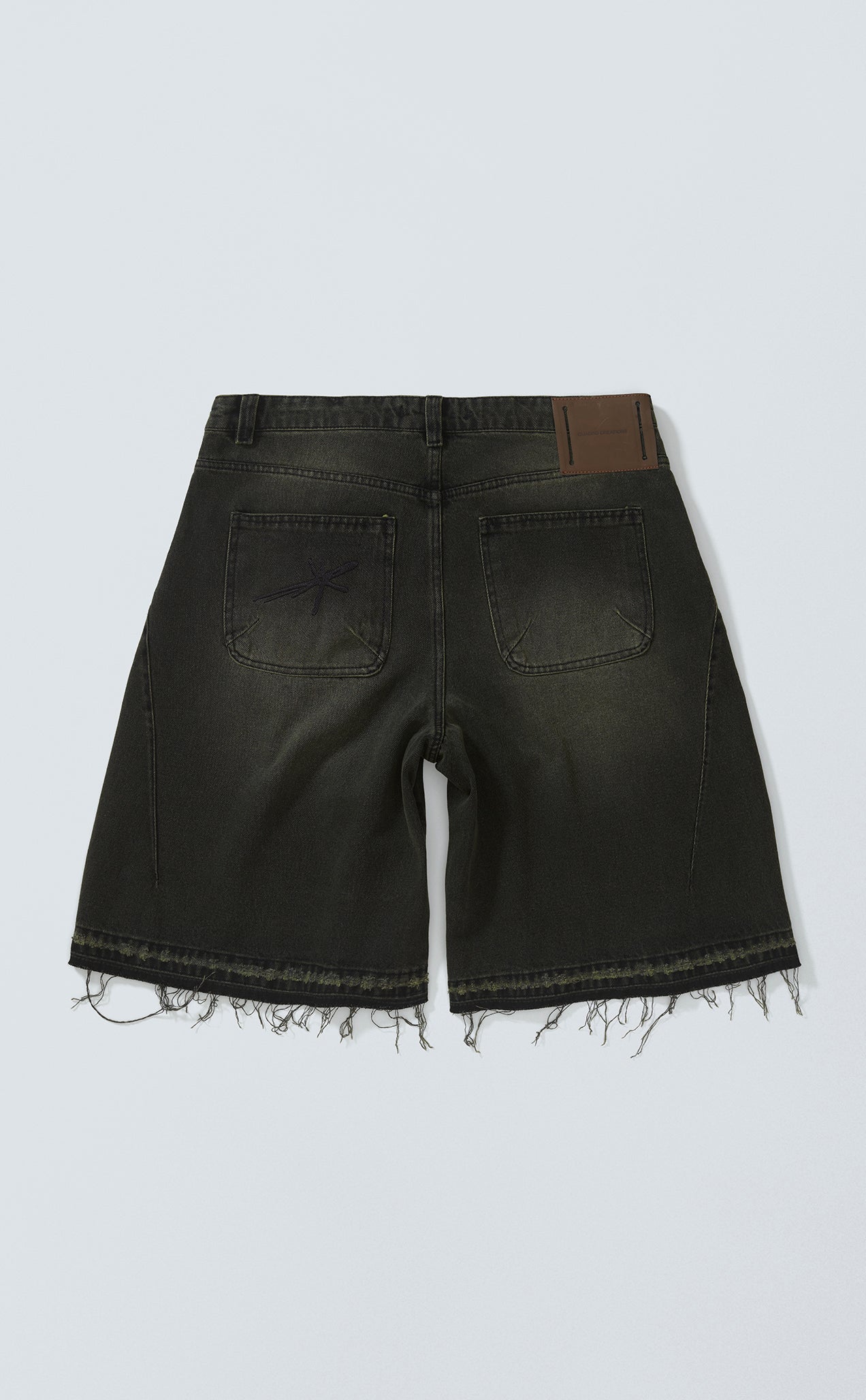 [PRÉ-VENDA] SIDE DART DENIM SUPER BAGGY SHORTS ACID BLACK