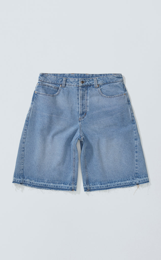 [PRÉ-VENDA] SIDE DART DENIM SUPER BAGGY SHORTS BABY BLUE