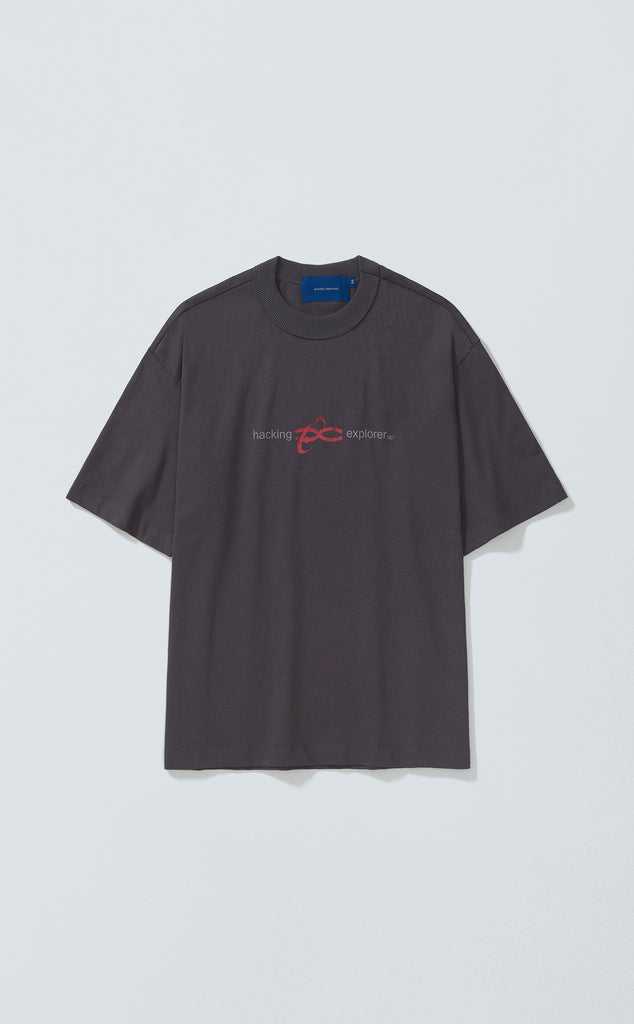 T-SHIRT HACKING ACTIVITIES BOXY DARK GREY