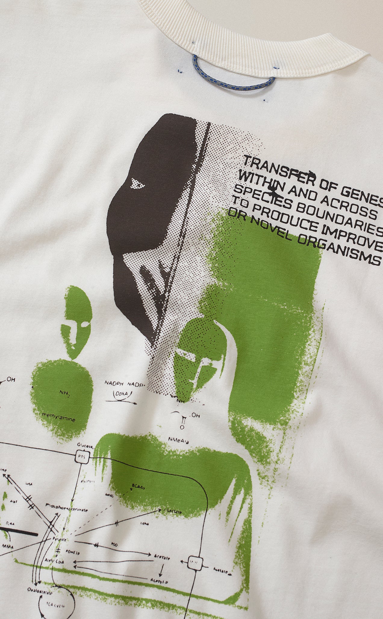 CAMISETA QC GENES BOXY OFF WHITE