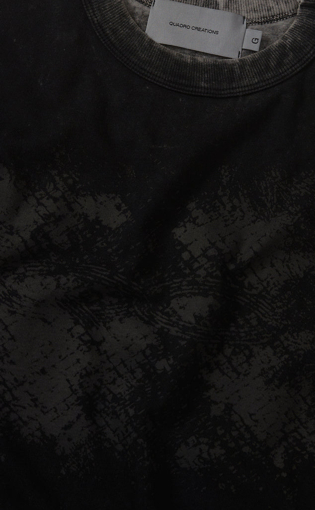 CAMISETA QC PARTICULAS BOXY STONED PRETO
