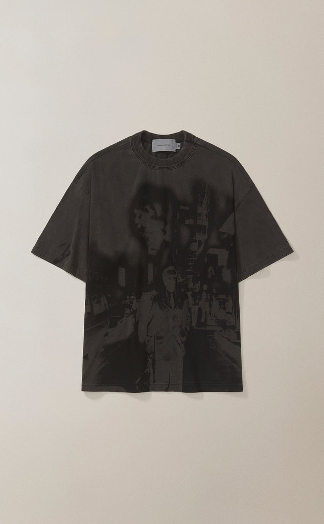 CAMISETA QC BOMBA CIDADE BOXY STONED PRETO