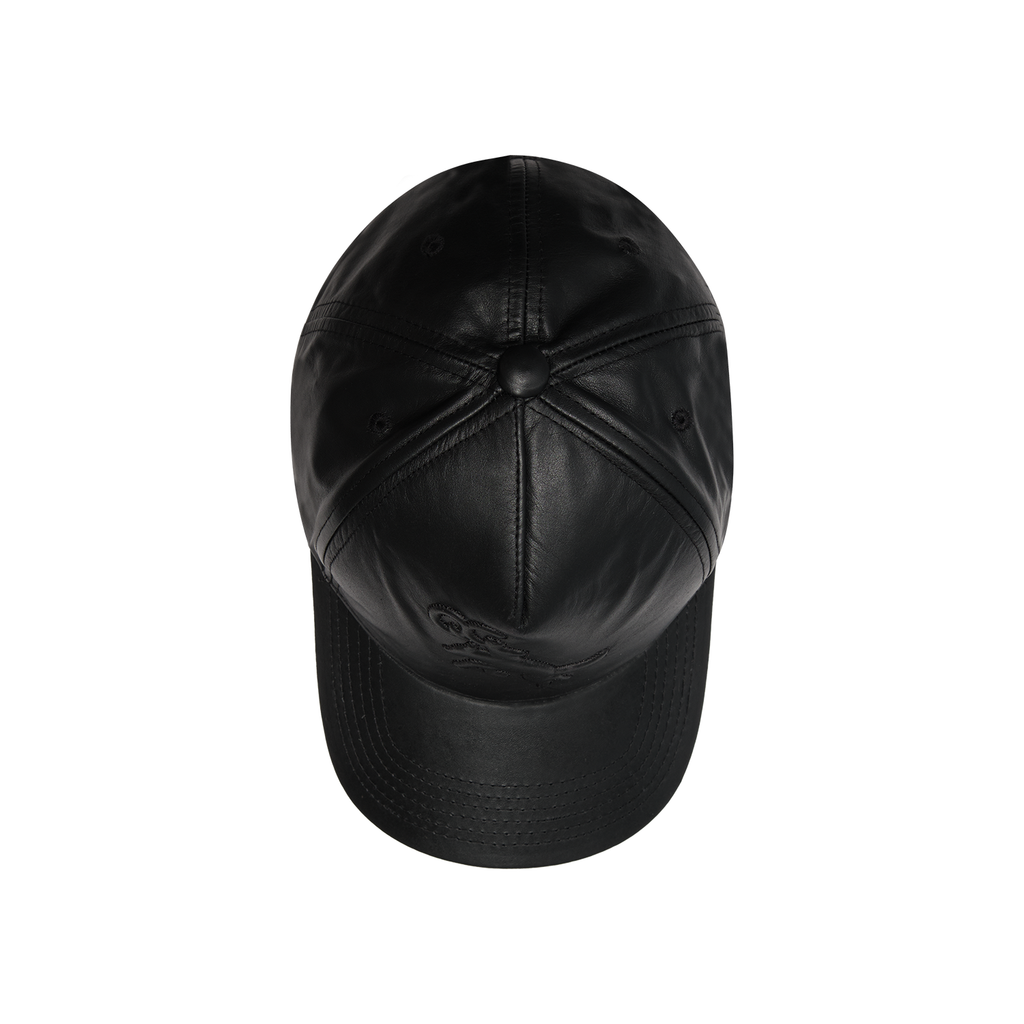 BONÉ QC X BEATNIK COURO PRETO